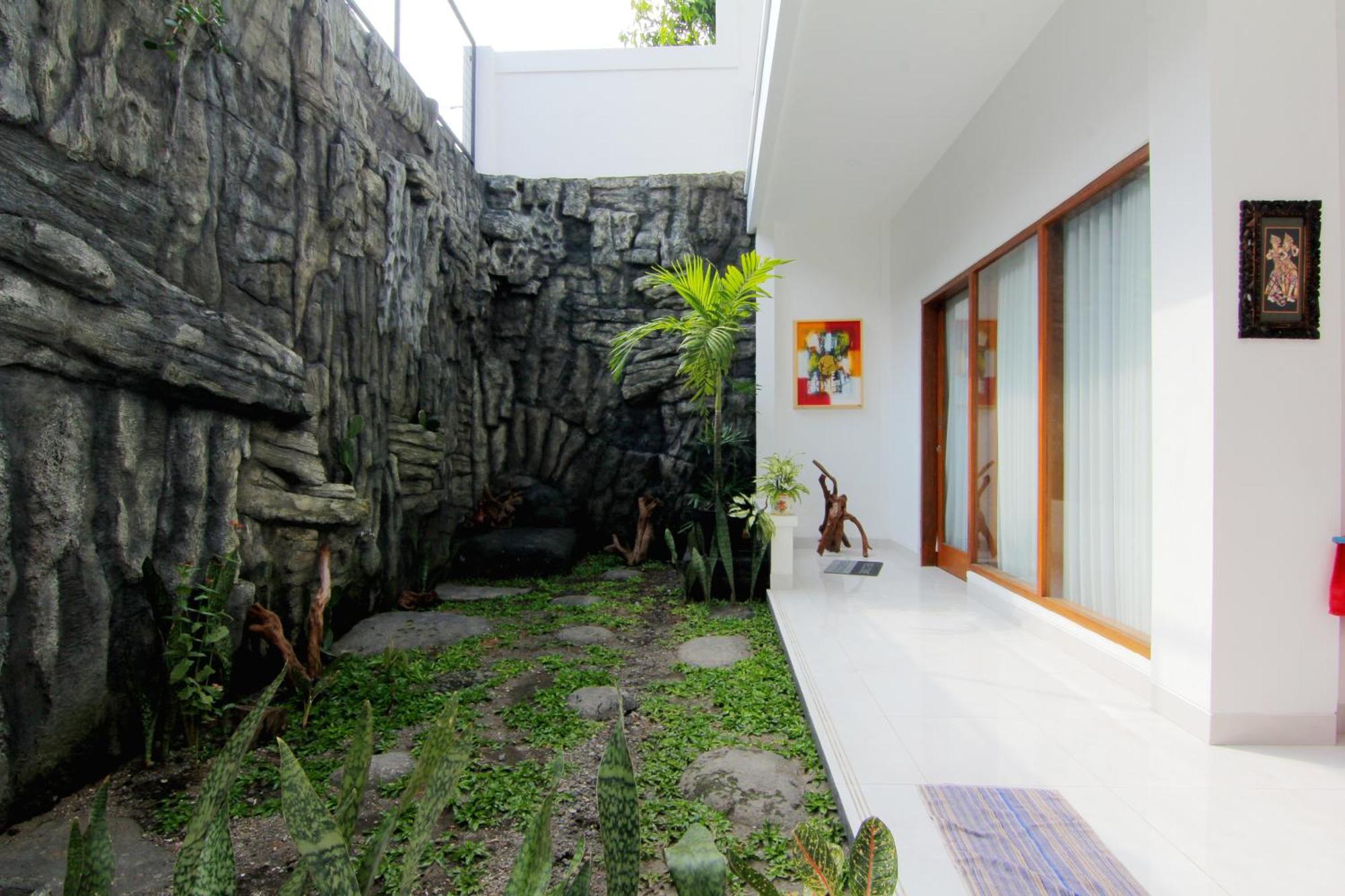 Silas Garden Yogyakarta Luaran gambar
